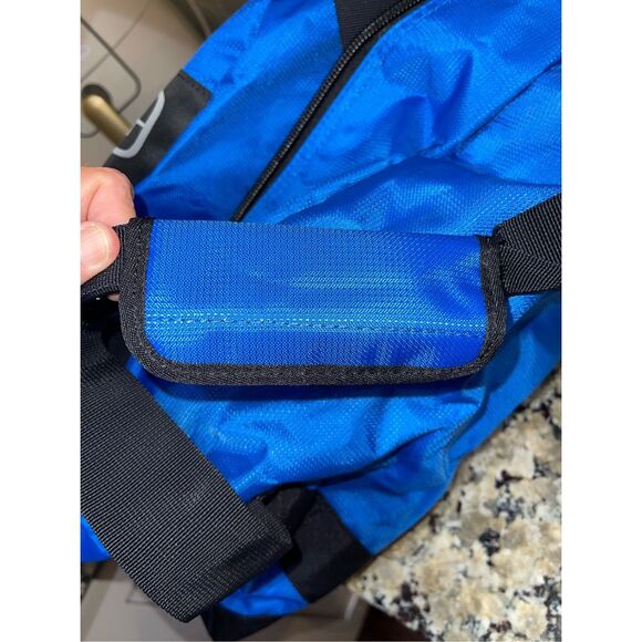 Ogio‎ Back Forty RTJ Multi-Use Luggage 24" Duffel Bag Blue A56 - Picture 4 of 7